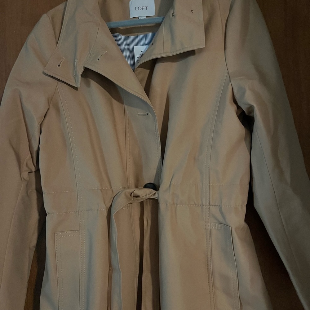 LOFT Tan Women's Trench